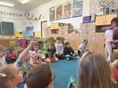 Beseda se spisovatelkou Evou Štverákovou